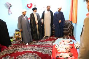 دیدار امام جمعه و روحانیون گچساران با خانواده پنج قلوها